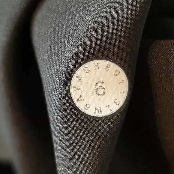 Lululemon Women's Size 6 Noir Wide Leg Crop Black W6AYAS - Picture 7 of 7